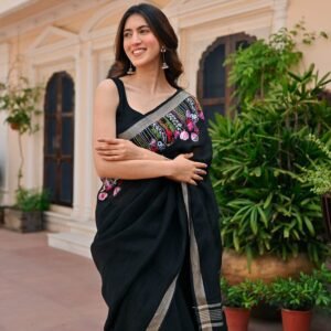 Mayukhi Slub Linen